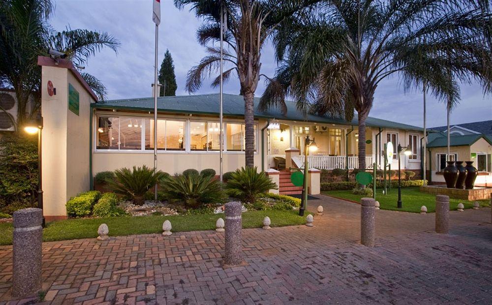 Sentinel Luxury Suite Hotel Pretoria Exterior photo