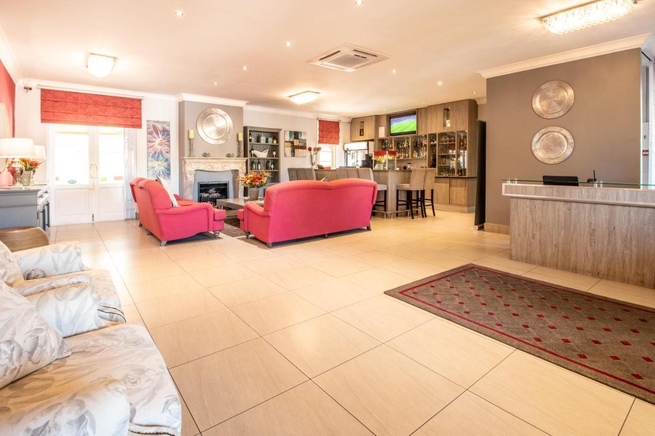 Sentinel Luxury Suite Hotel Pretoria Exterior photo